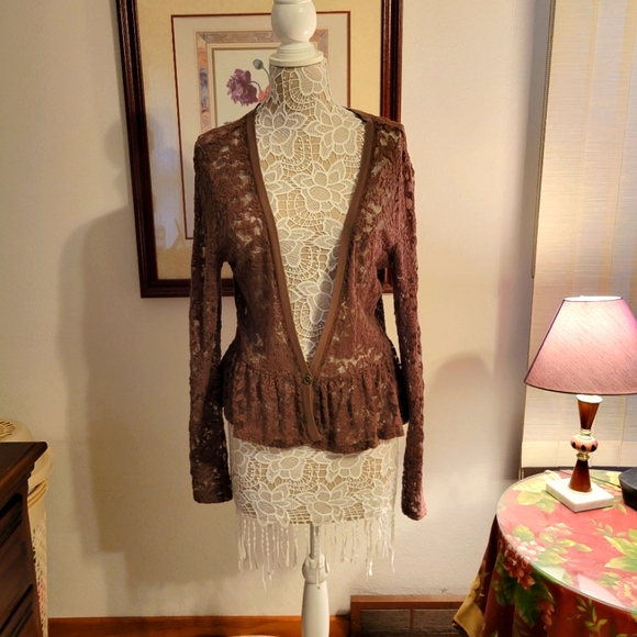 Arizona Jean Co lace cardigan top. - Picture 2 of 6